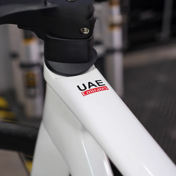 Mountain Biking Uae - 2 szt. Wodoodporne naklejki winylowe UAE